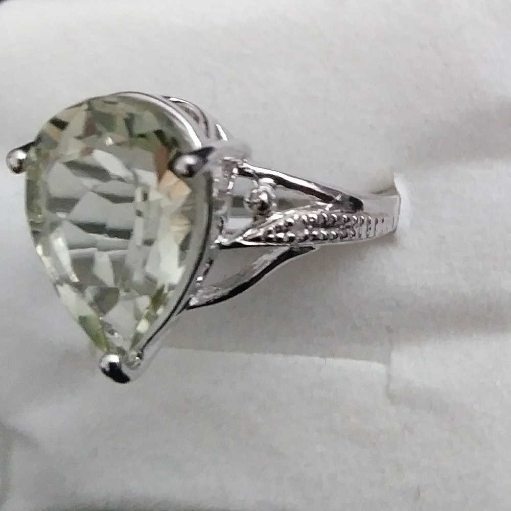 Amethyst diamond platinum cocktail woman's ring 7
